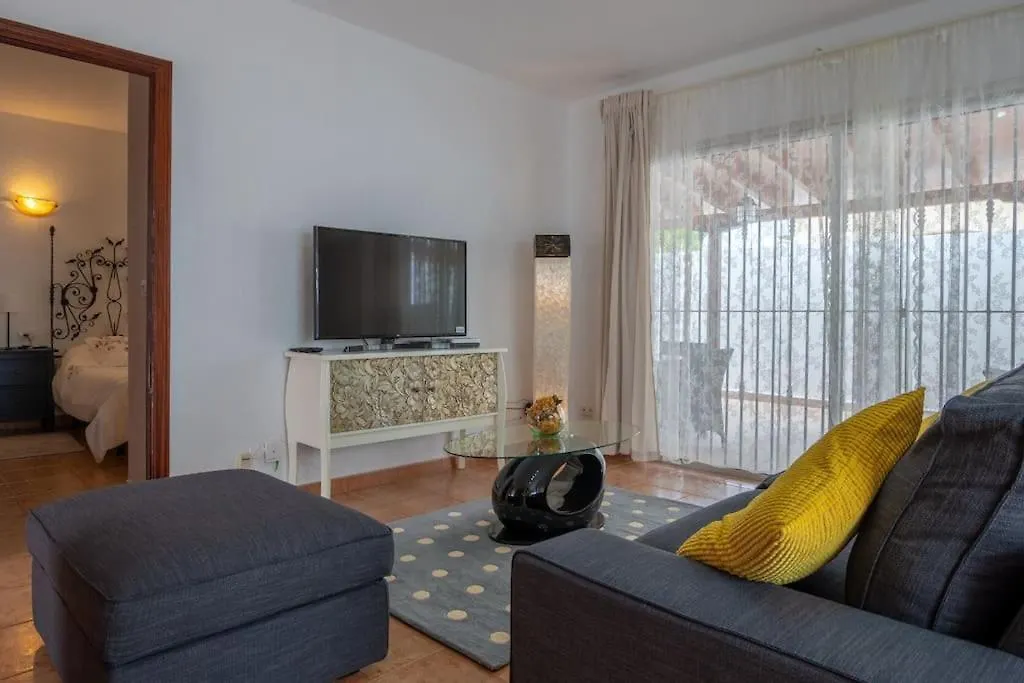 Villa Iris Callao Salvaje
