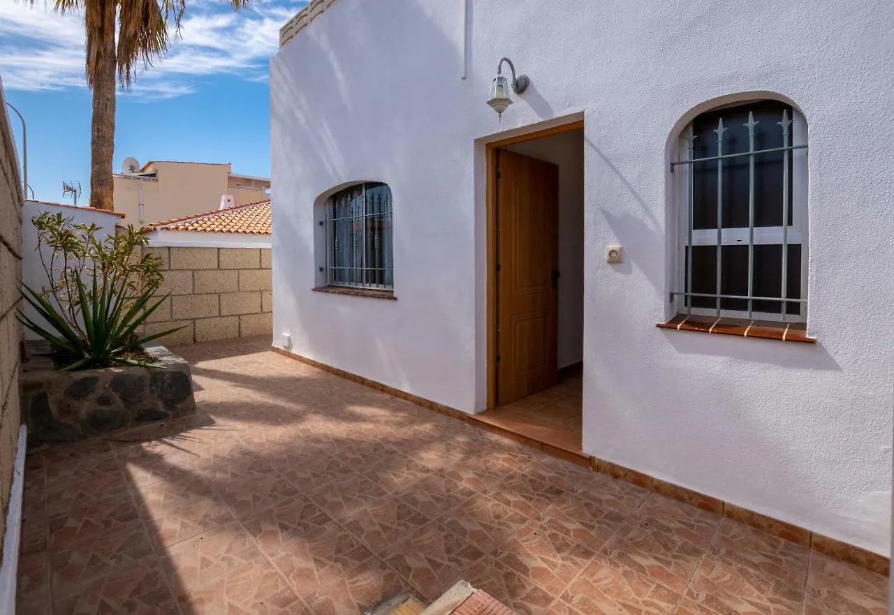 Villa Iris Callao Salvaje