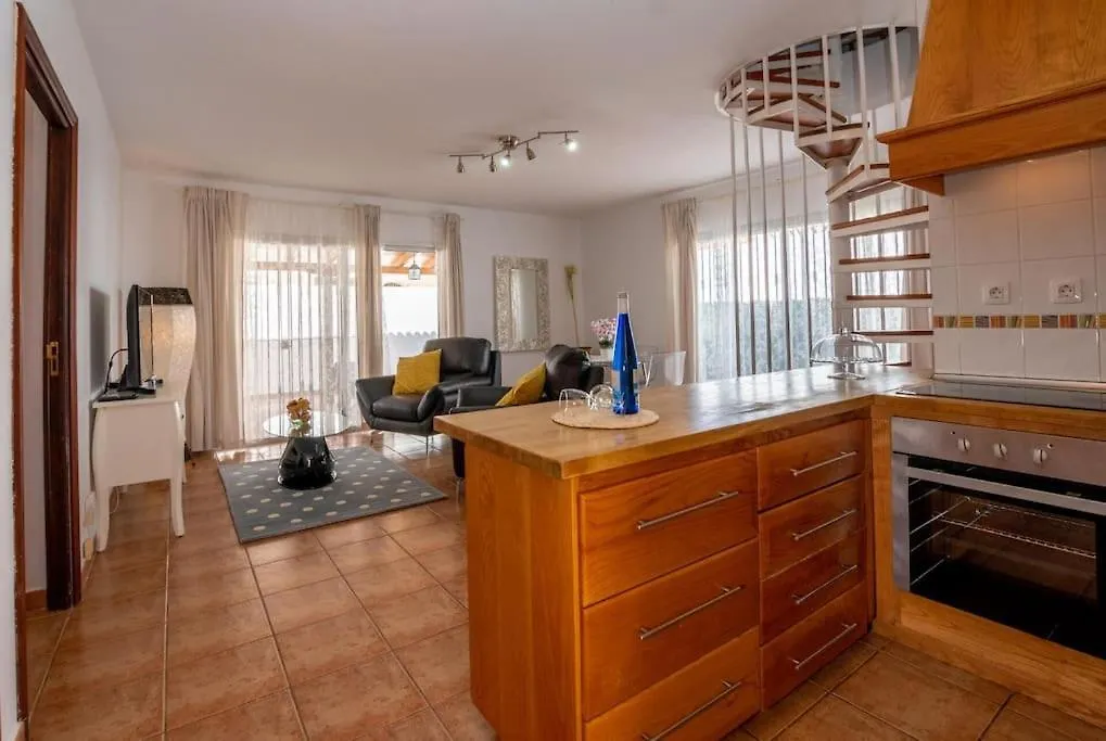 Villa Iris Callao Salvaje